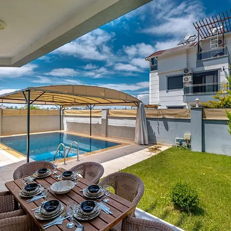 Willa Secluded With Private Pool In *